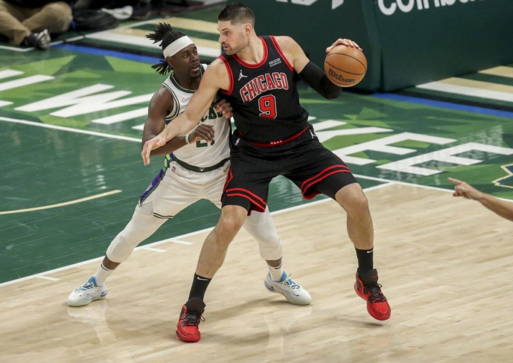 Drückt Vucevic auch Spiel 3 seiner Bulls gegen die Bucks den Stempel auf?