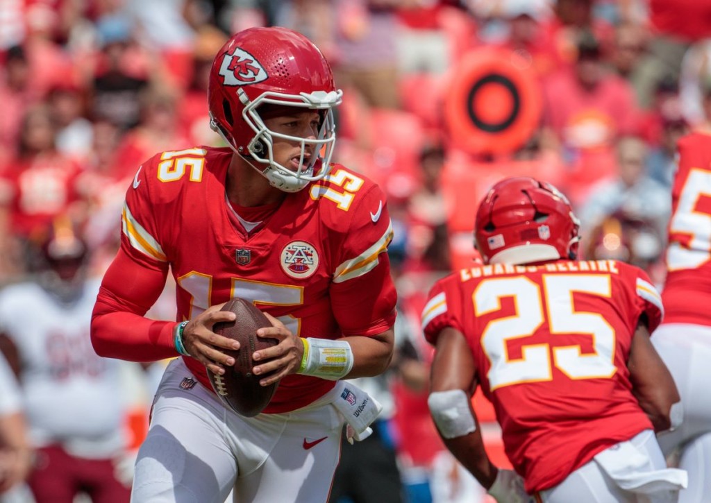 Wie lange darf Mahomes im Preseason-Match seiner Chiefs gegen die Packers ran?