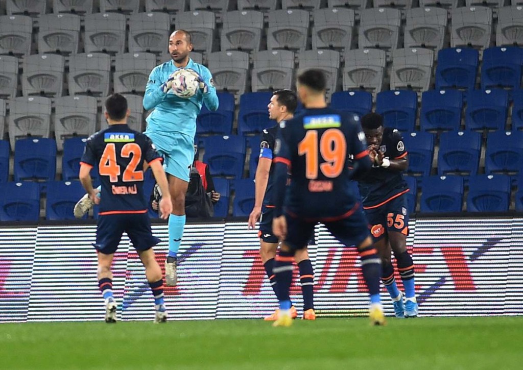 Blamiert sich Volkan Babacan mit Basaksehir im Pokal gegen Göztepe?