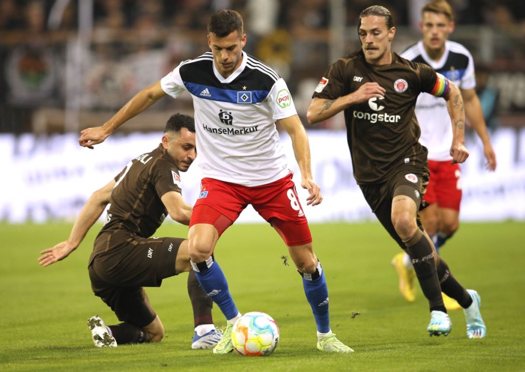 Wer gewinnt die Hamburger Stadtmeisterschaft? Der HSV oder St. Pauli?