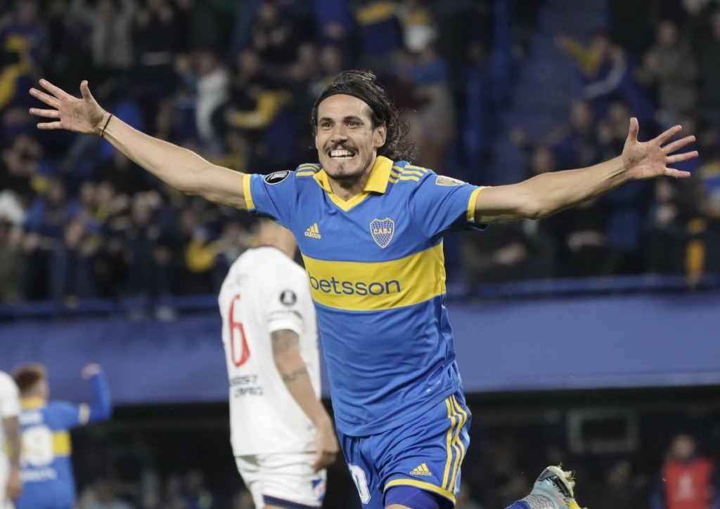 Gewinnen die Boca Juniors das Hinspiel gegen Stadtrivale Racing Club?