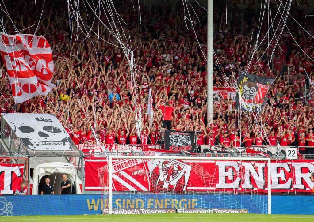 Verwandelt Cottbus gegen Paderborn das Stadion der Freundschaft zu einem Tollhaus?