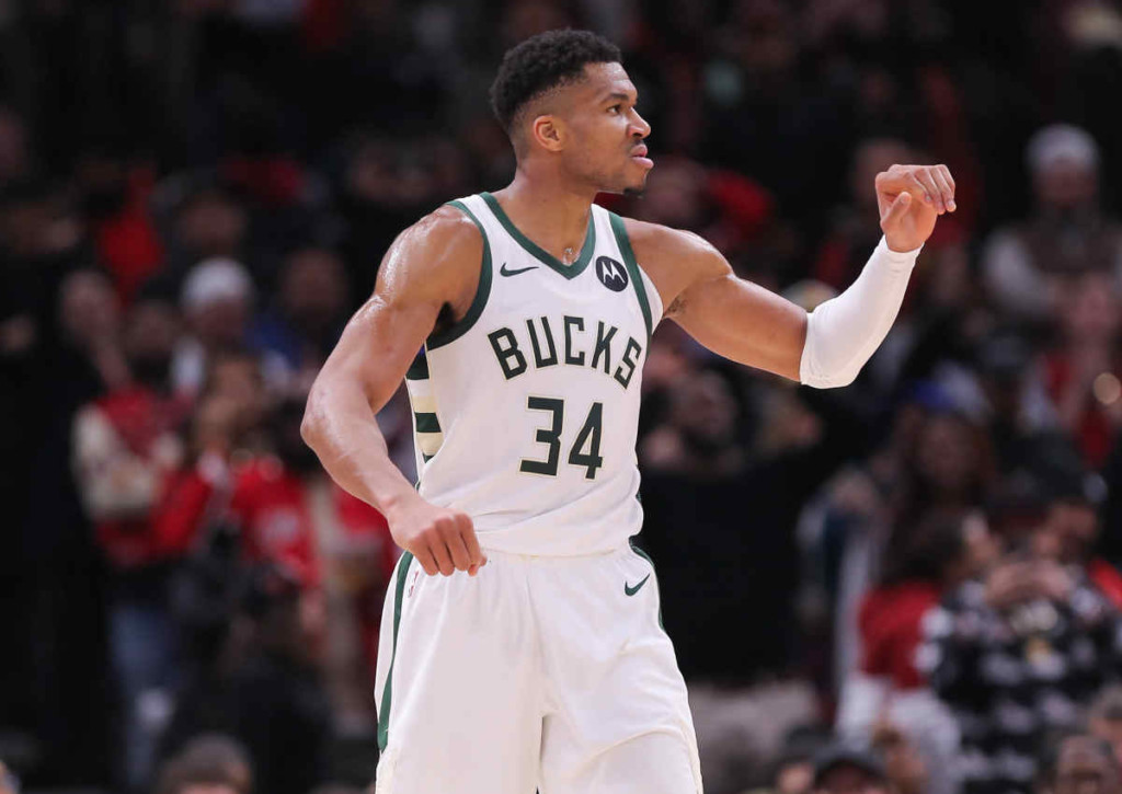 Bekommt Giannis im Duell seiner Bucks gegen die Pistons frühzeitig Feierabend?