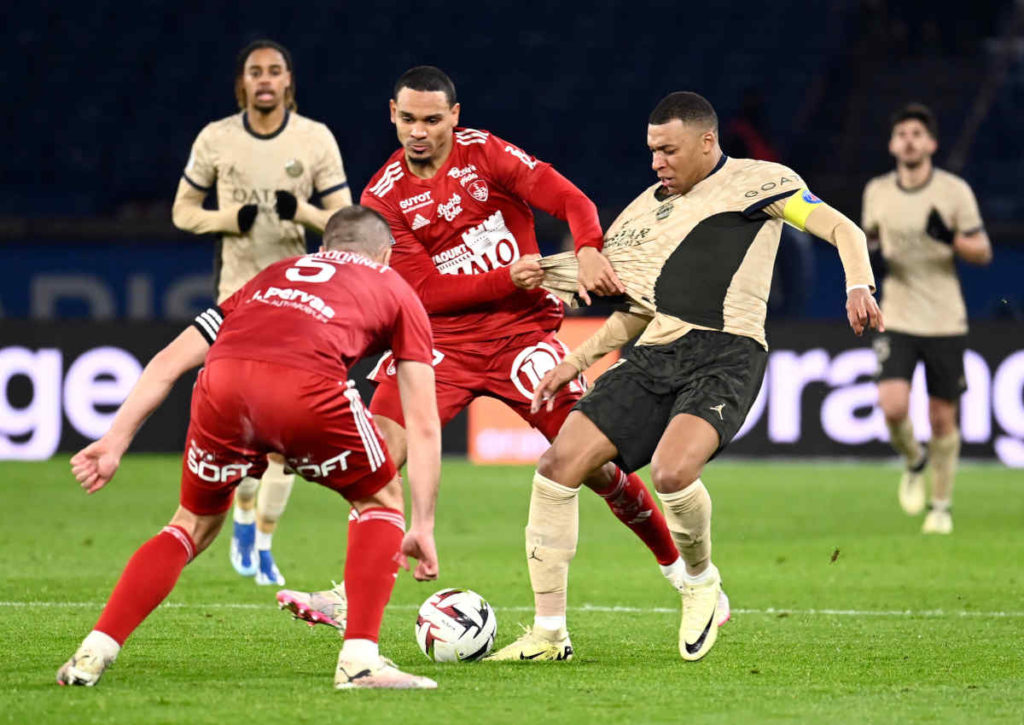 Müht sich PSG mit Kylian Mbappé auch im Pokal gegen Brest mehr als erwartet?