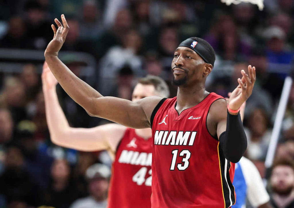 Gewinnen die Miami Heat (im Bild: Bam Adebayo) das Gastspiel bei den Sacramento Kings?