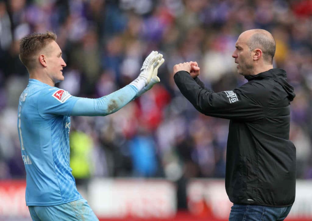 Gehen Trainer Scherning und Keeper Hoffmann mit Braunschweig gegen Wiesbaden den entscheidenden Schritt in Richtung Klassenerhalt?