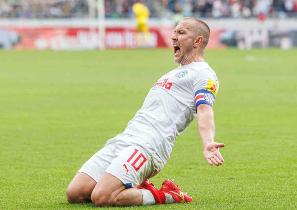 Fliegt BL-Aufsteiger Kiel mit Neu-Kapitän Holtby im Pokal am Tivoli gegen Aachen raus?