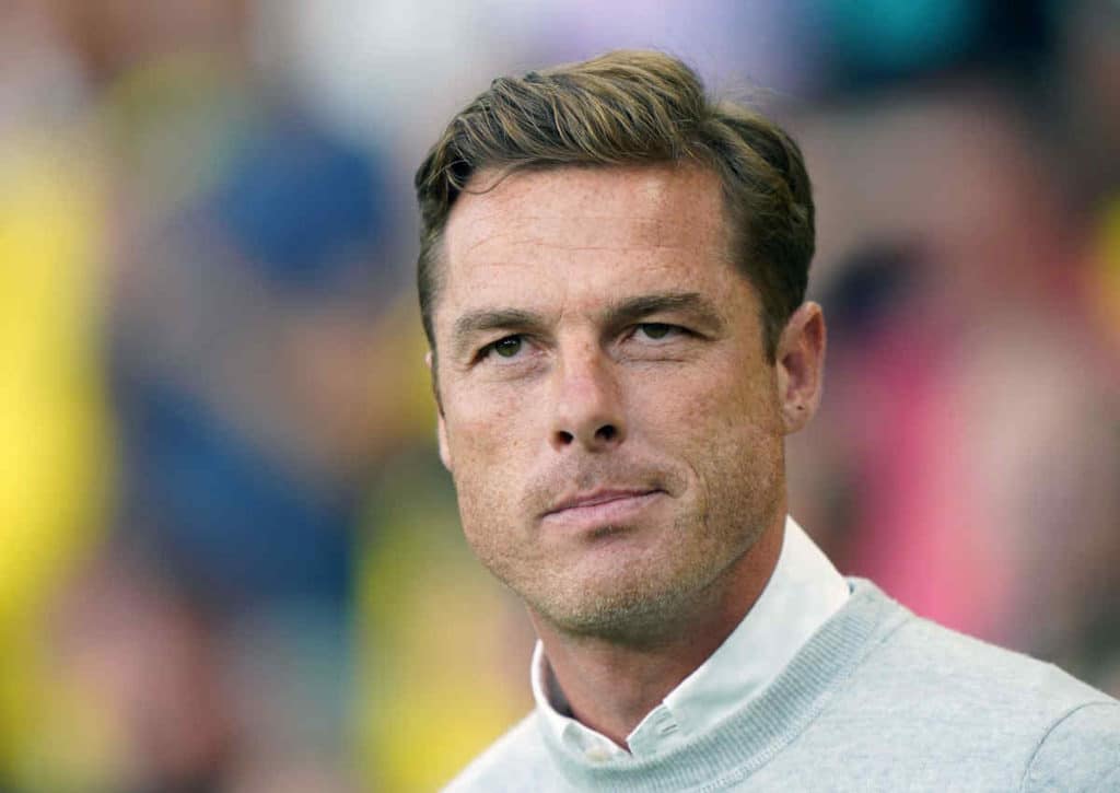 Mit Scott Parker auf der Bank: Burnley will in Luton einen positiven Start hinlegen.