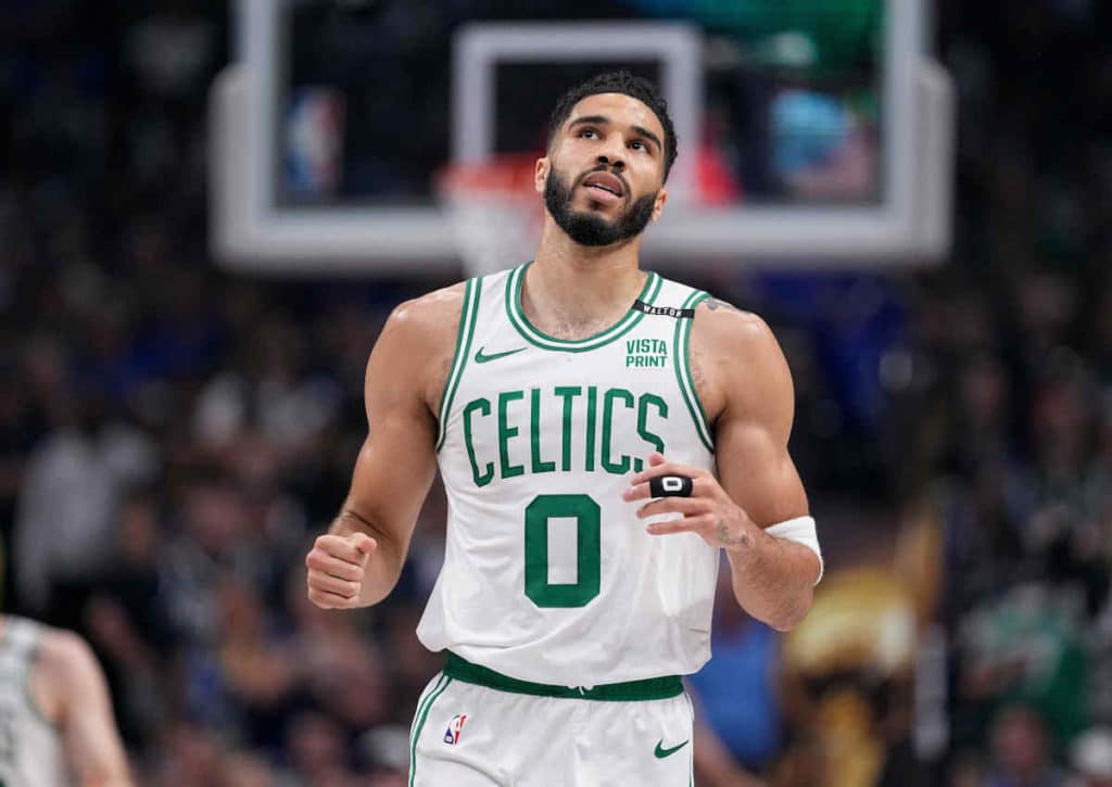 Legt Jayson Tatum im NBA Season Opener für die Celtics gegen die Knicks mindestens 26 Punkte auf?