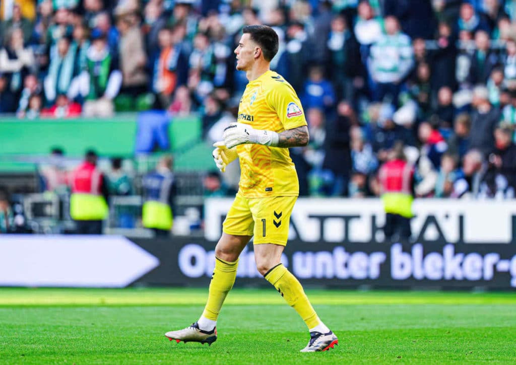 Entführt Michael Zetterer mit Werder Bremen in Wolfsburg alle drei Punkte?