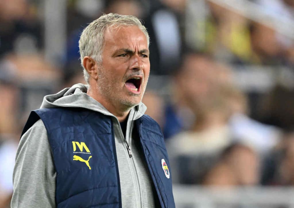 Gewinnt Mourinho mit Fenerbahce das Stadtderby bei Besiktas?